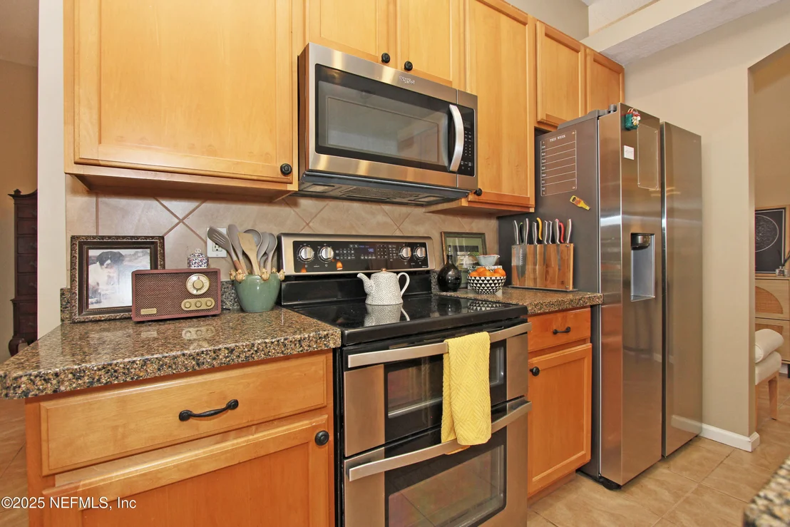 Photo of 1121 ANDREA Way