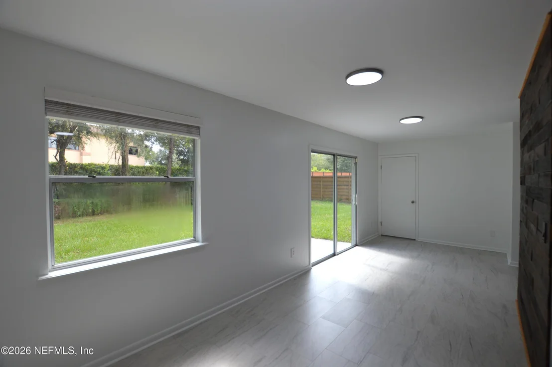 Photo of 2045 DERRINGER Road