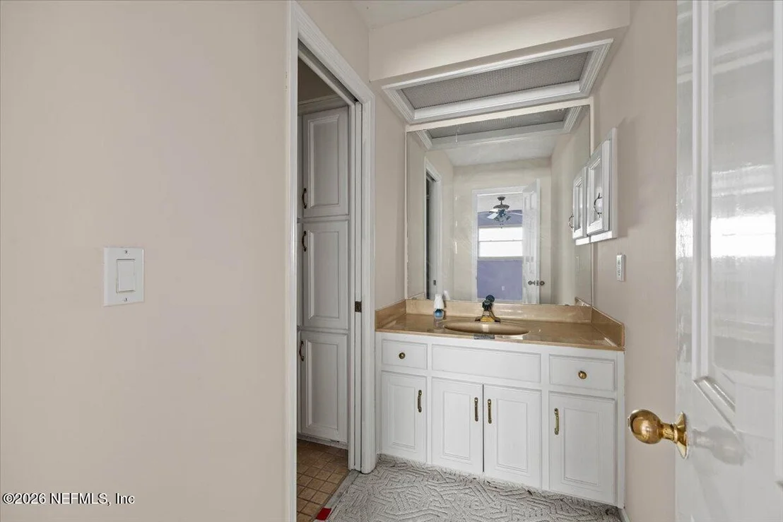 Photo of 5043 MARINERS POINT Drive