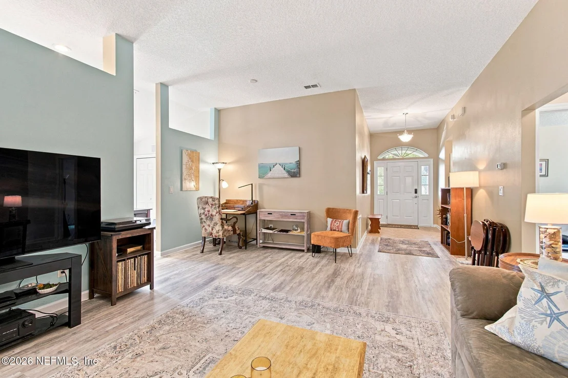 Photo of 248 PINE ARBOR Circle