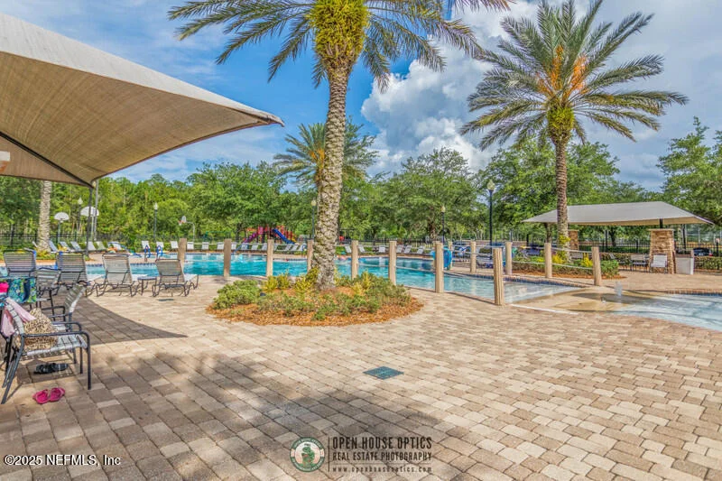Photo of 972 BECKINGHAM Drive