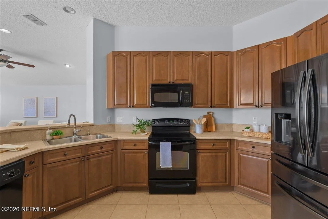 Photo of 13637 CHIPPERFIELD Lane