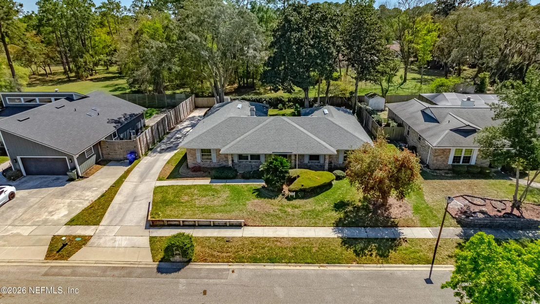 Photo of 1618 BRISTOL Place