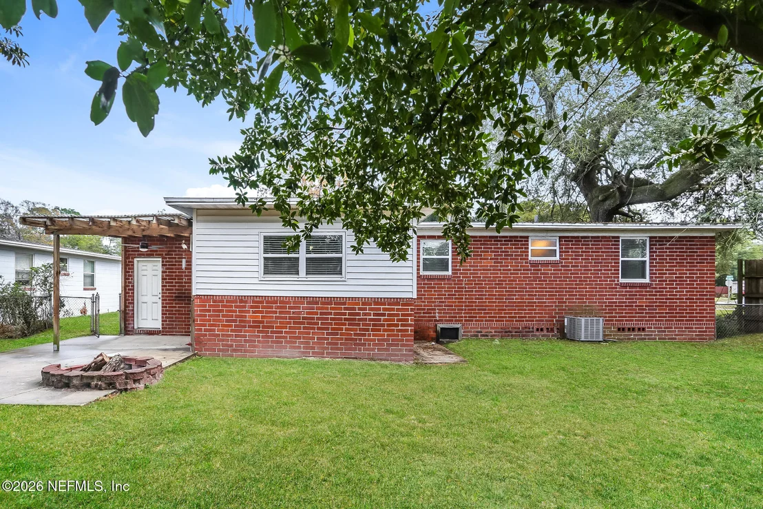 Photo of 2518 RED OAK Drive