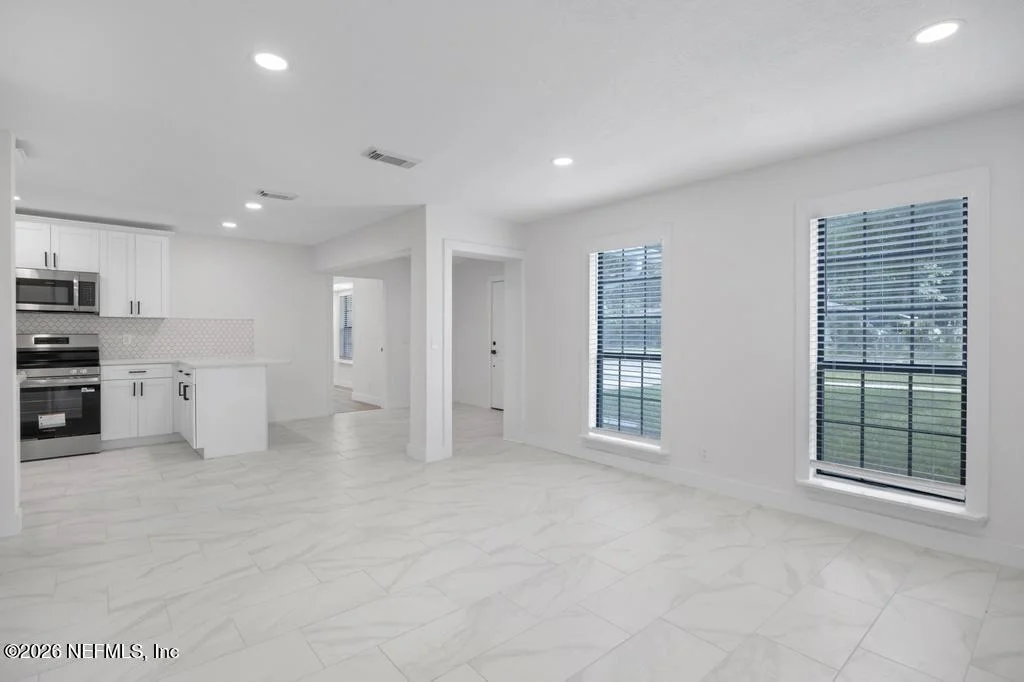 Photo of 6015 ROYAL ESTATES Place
