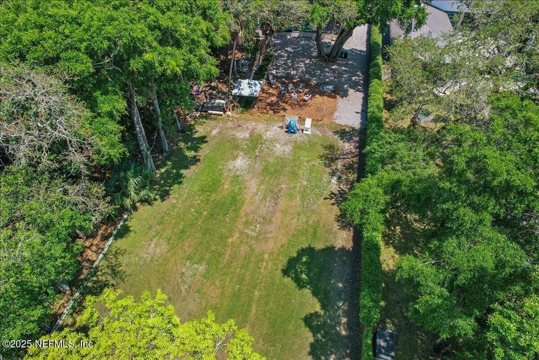 Photo of 2446 SEMINOLE Road