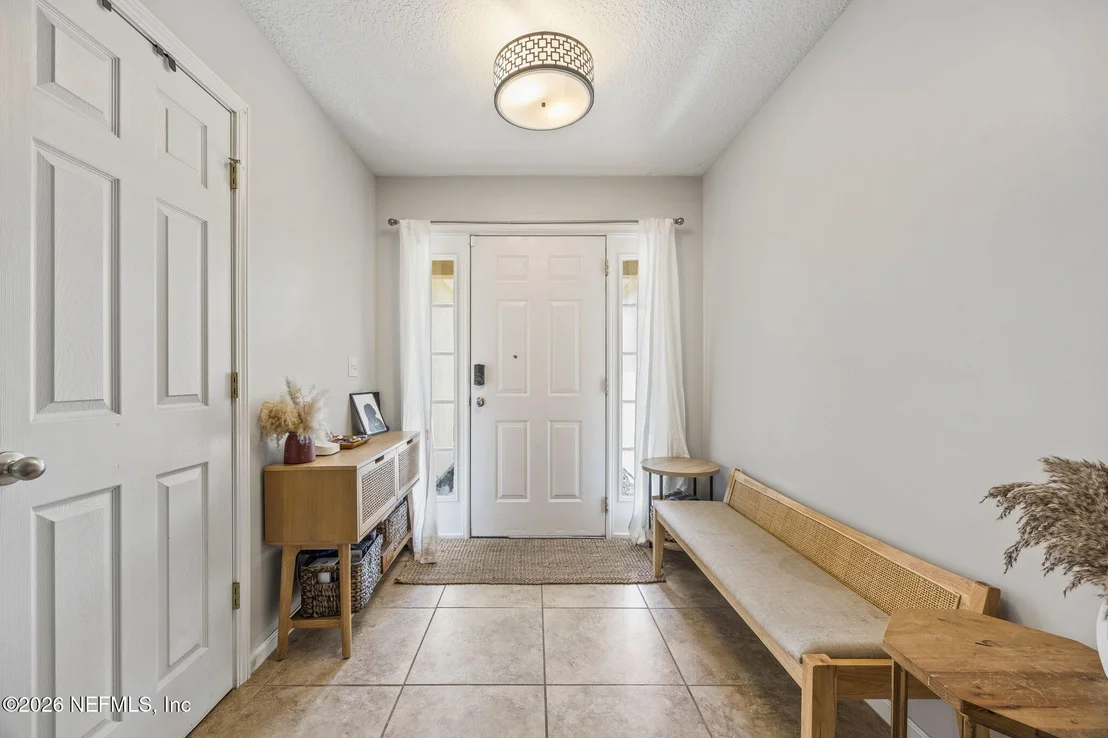 Photo of 96077 OUT CREEK Way