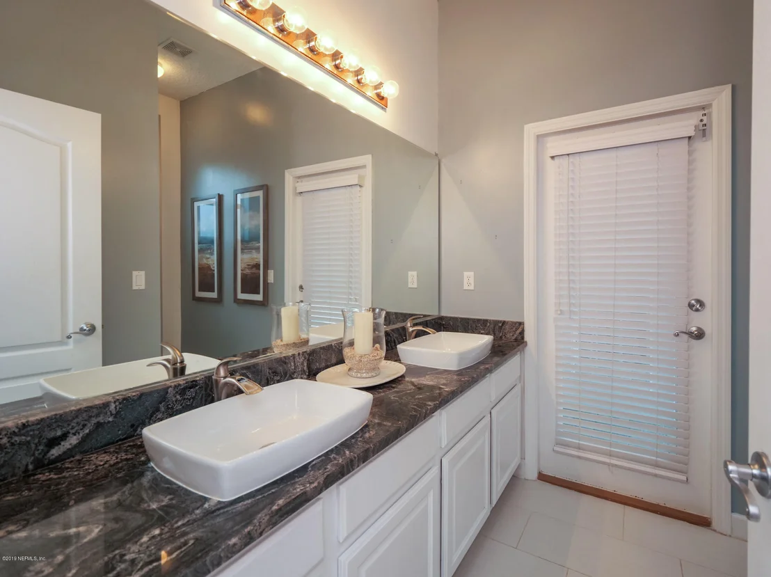 Photo of 712 TORIA Lane
