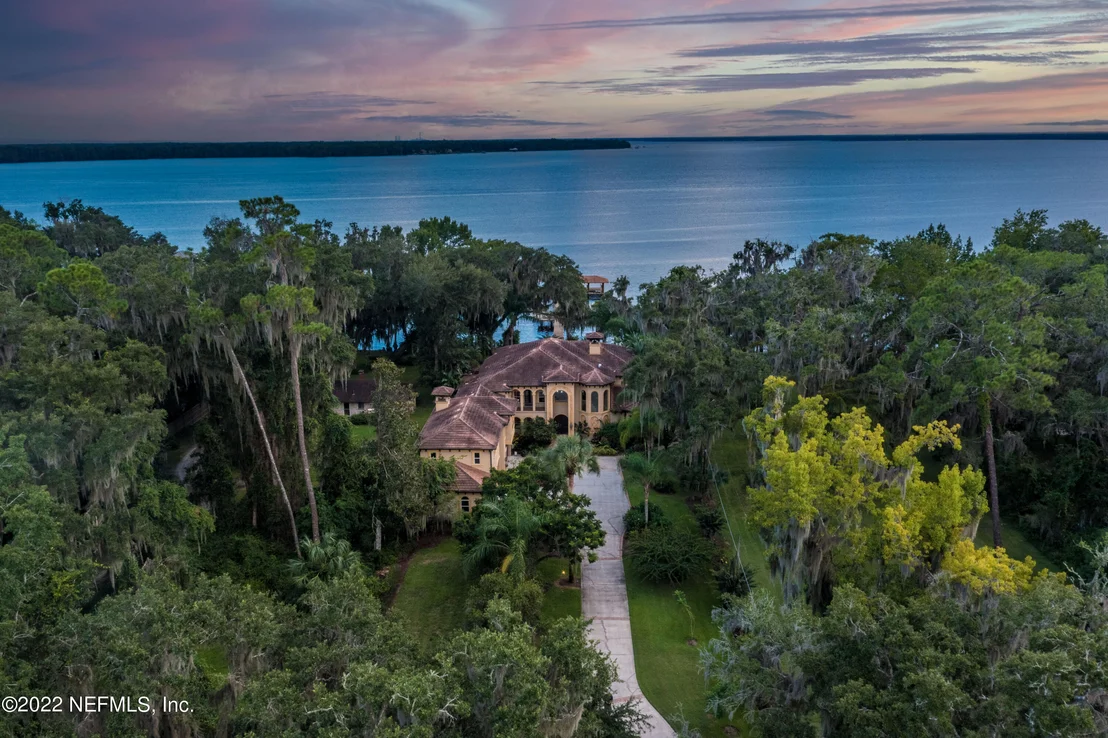 Photo of 8289 COLEE COVE Road