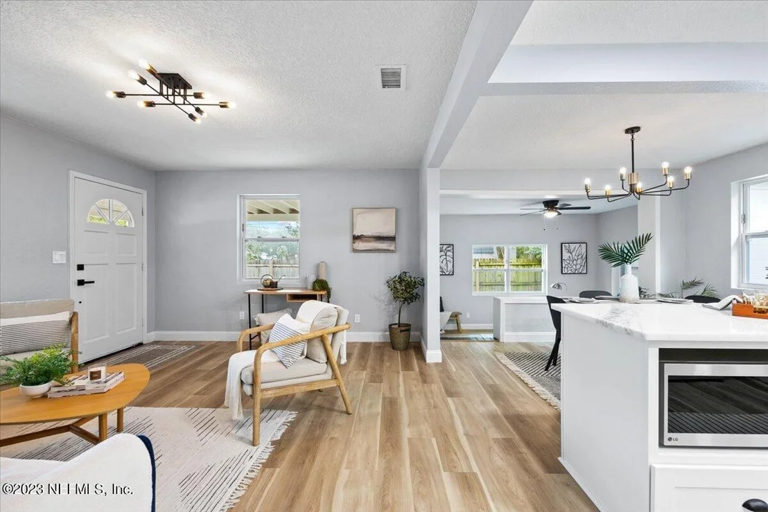 Photo of 7110 MAYAPPLE Road