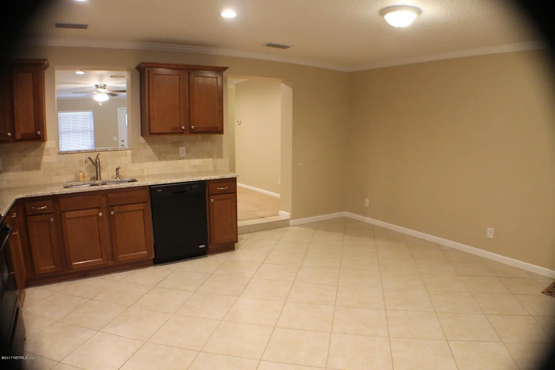 Photo of 4450 BEGBIE Drive