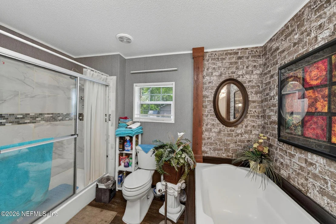 Photo of 10817 GRAYSON Street