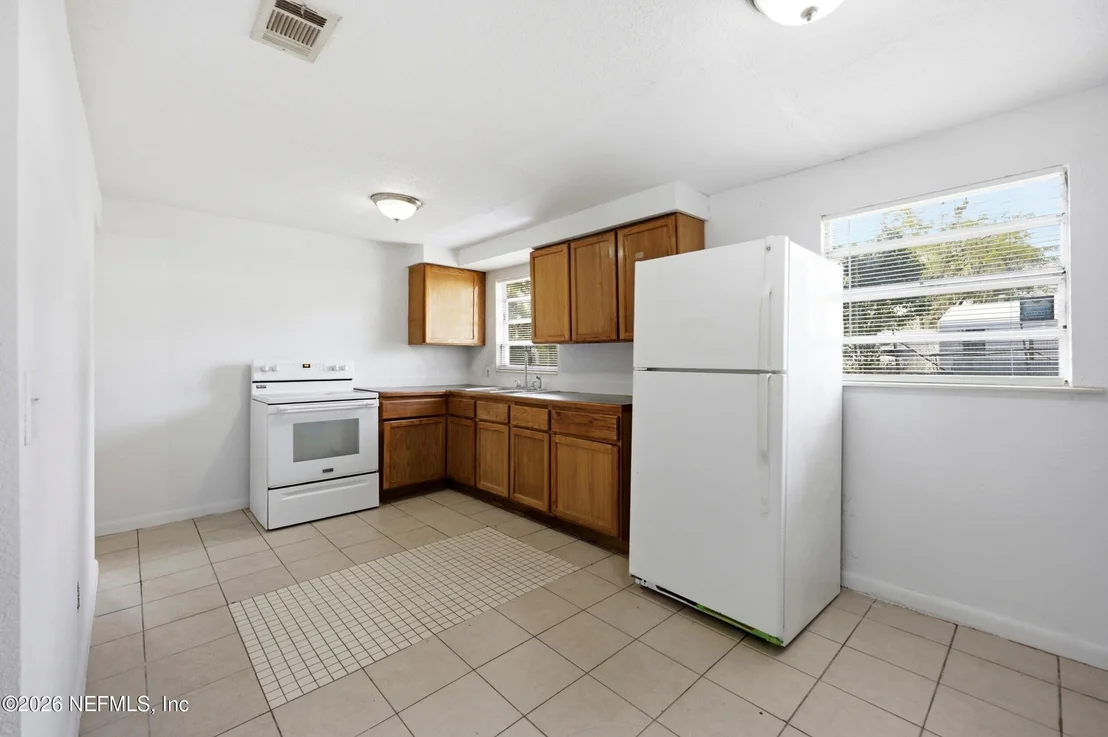 Photo of 9843 WAGNER Road