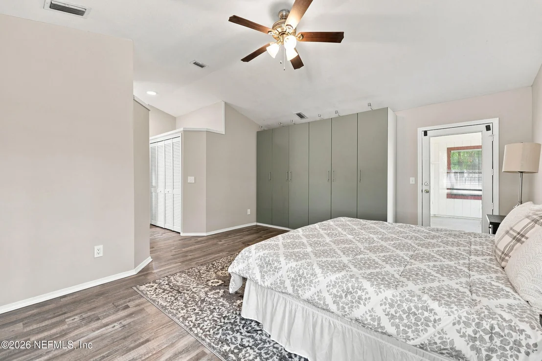 Photo of 1817 HEARTH Street