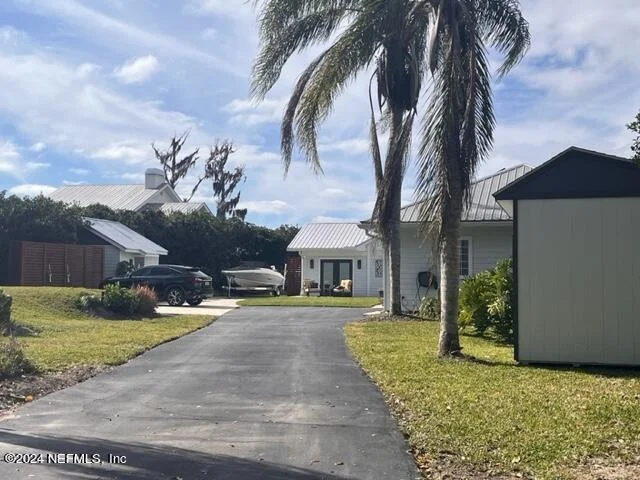 Photo of 837 COUNTY ROAD 13 S