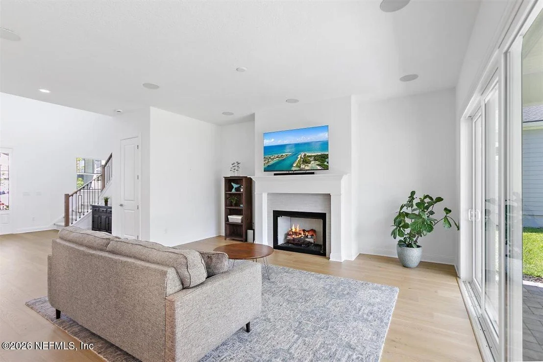 Photo of 97 BIRCH Point