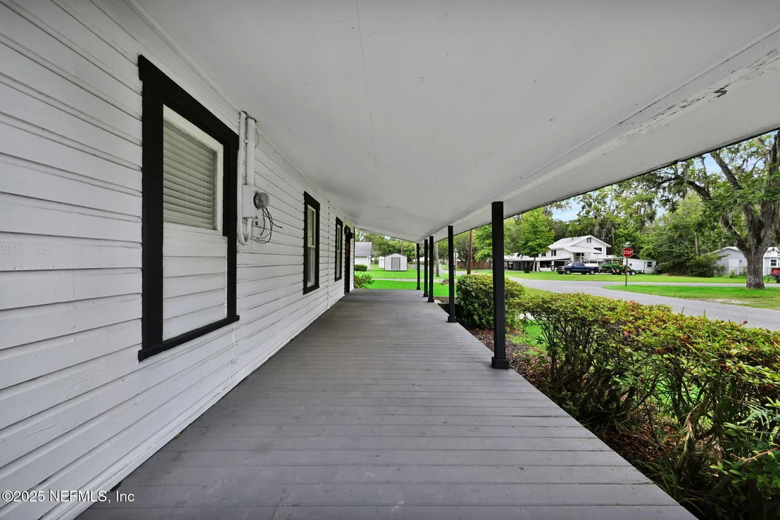 Photo of 430 CENTER Street