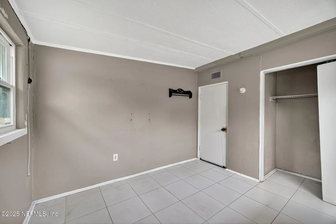 Photo of 10336 AGAVE Road