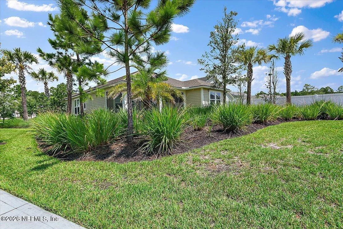 Photo of 184 OAK SHADOW Place