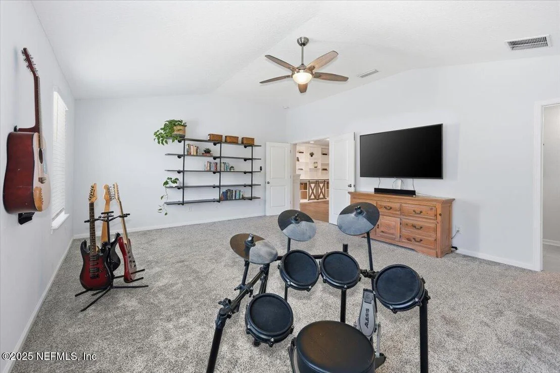 Photo of 835 LAUREL VALLEY Drive