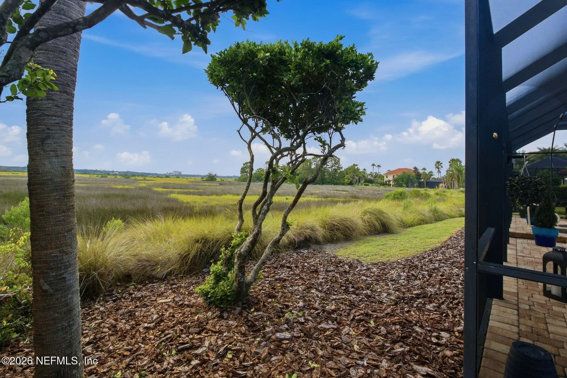 Photo of 401 FIDDLERS POINT Drive