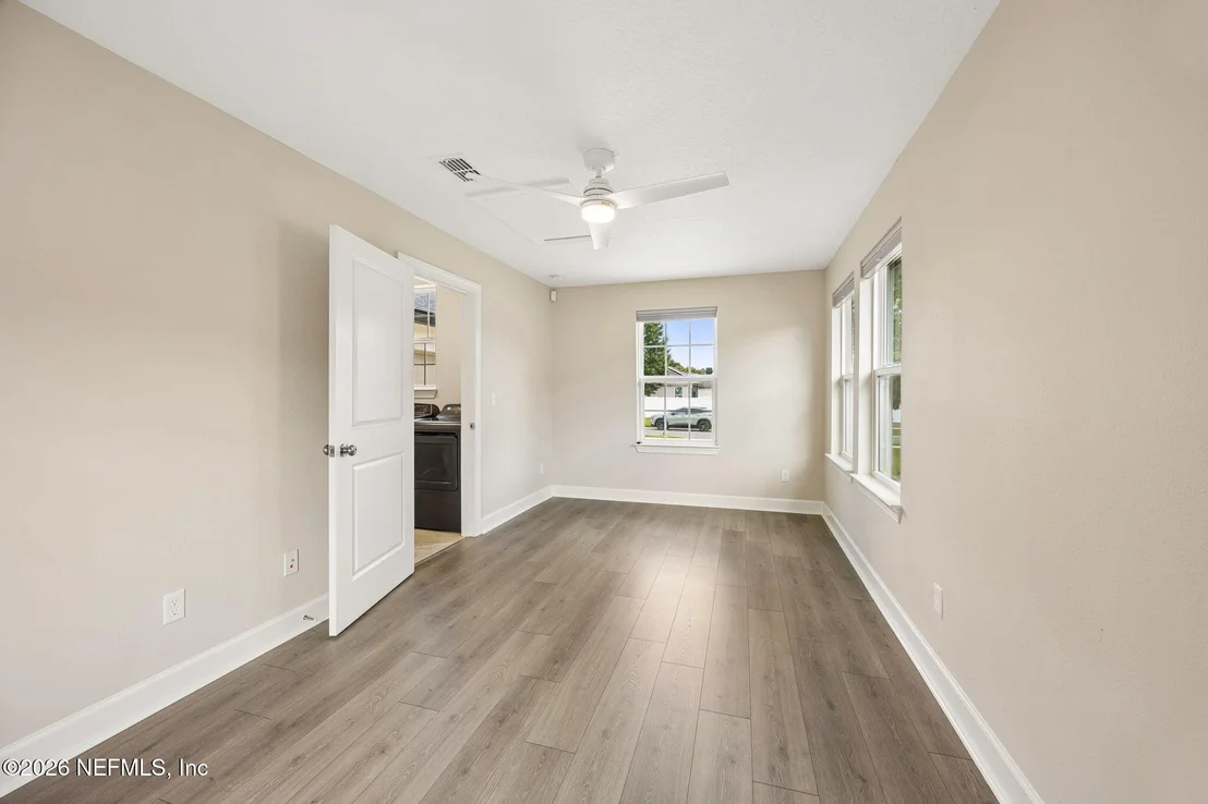 Photo of 1322 WARBLER Way