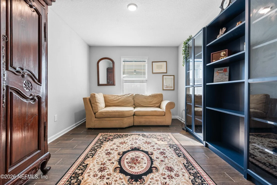 Photo of 74 SANDERSON Drive