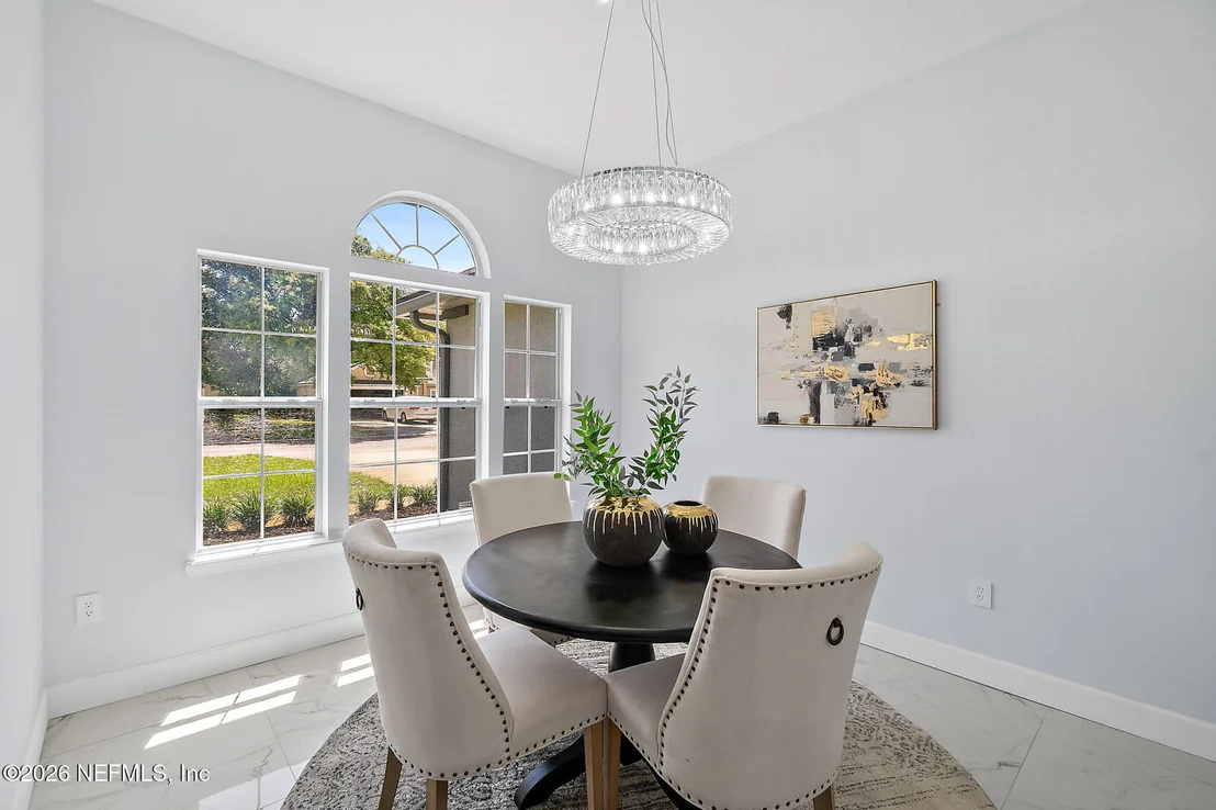 Photo of 132 SUMMERHILL Circle