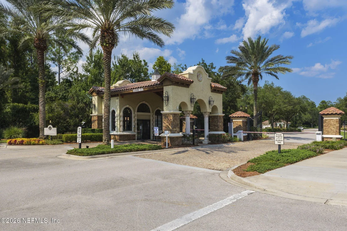 Photo of 89 FOREST SPRING Drive
