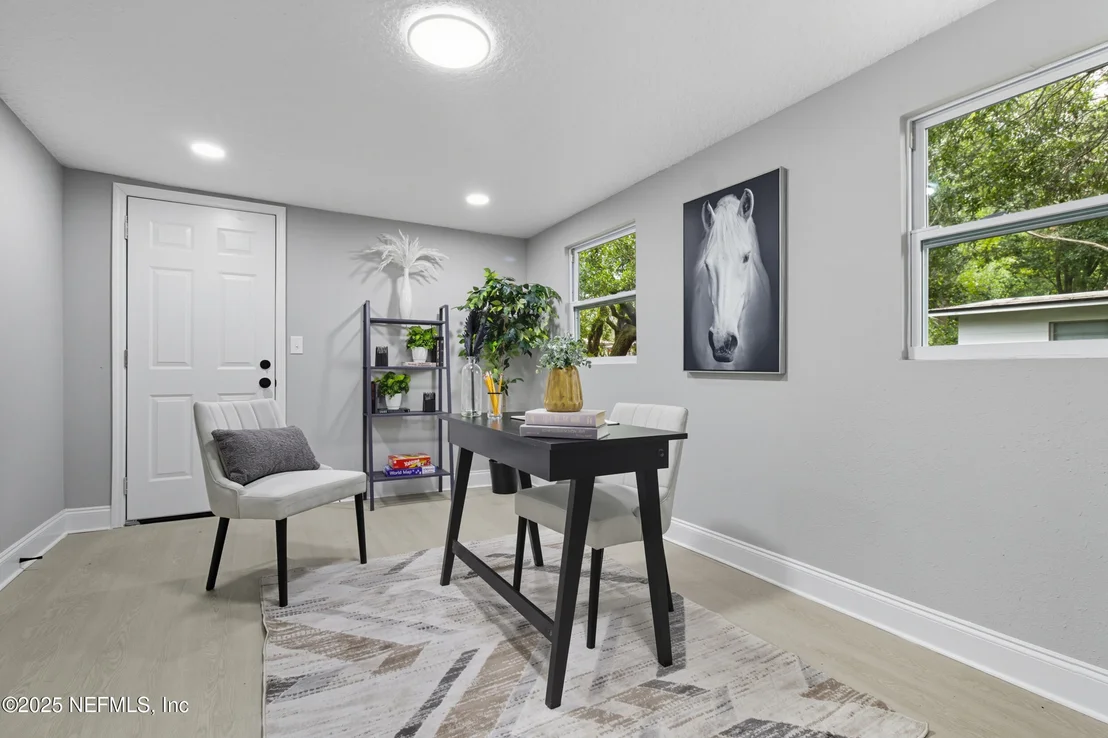 Photo of 337 SONORA Drive