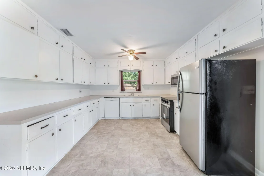 Photo of 5330 OAK FOREST Drive