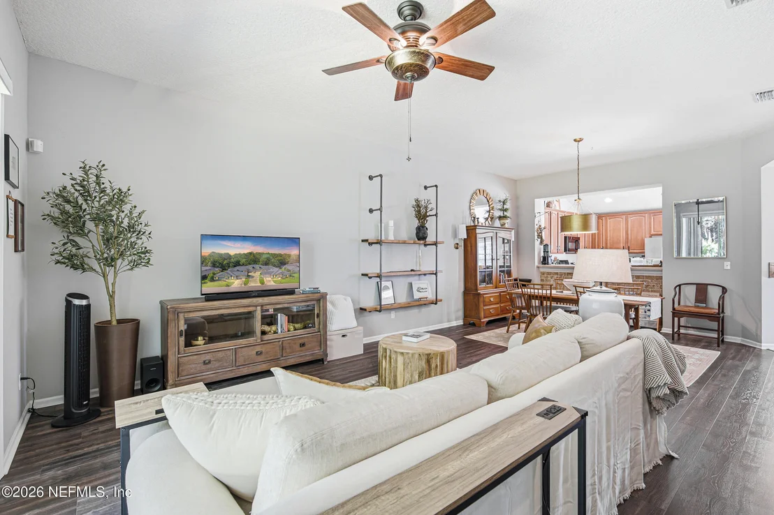 Photo of Unit D at 1861 COPPER STONE Drive
