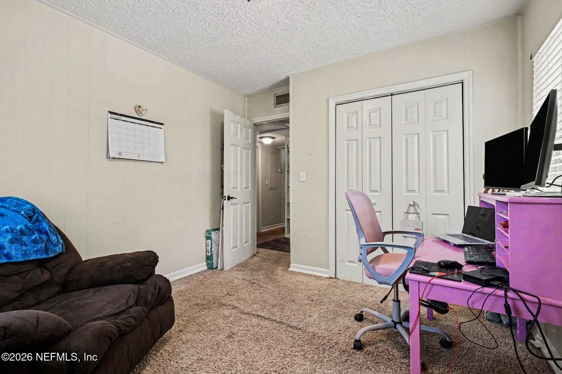 Photo of 527 OGLETHORPE Road