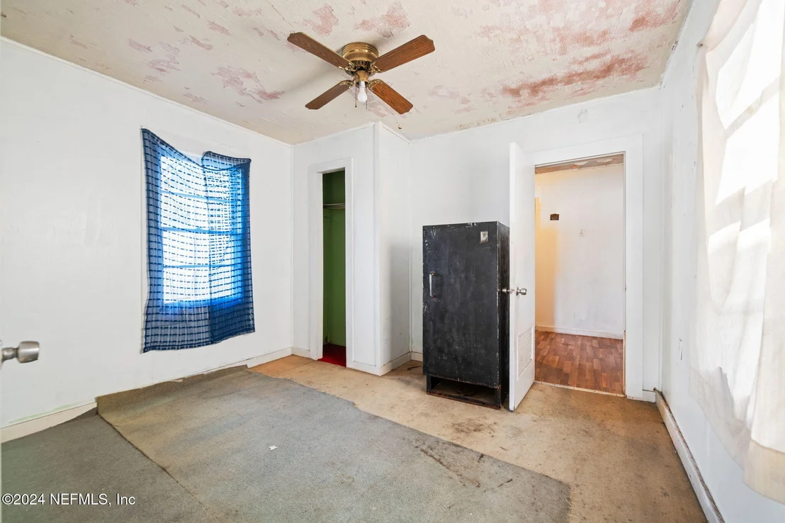 Photo of 1115 DANIEL Street