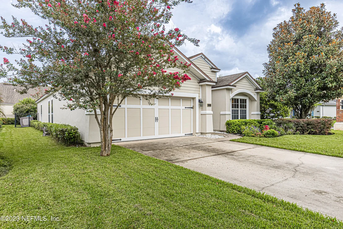 Photo of 855 CHANTERELLE Way