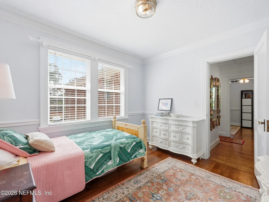 Photo of 2223 BAYVIEW Road