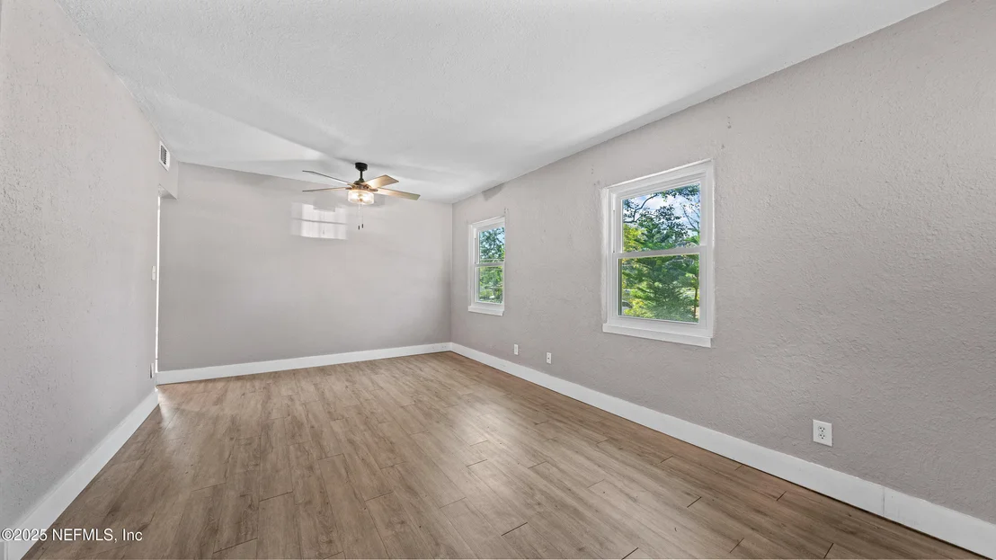 Photo of 1425 DOMAS Drive