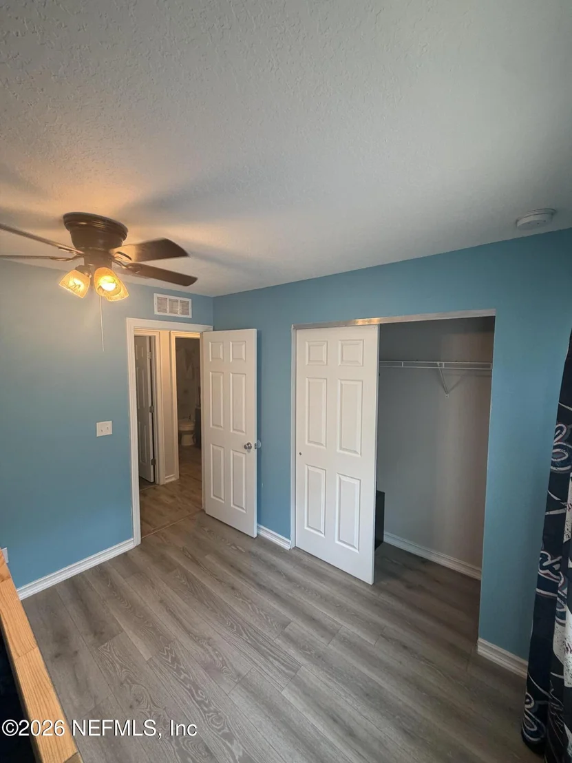 Photo of 11126 PINE Street
