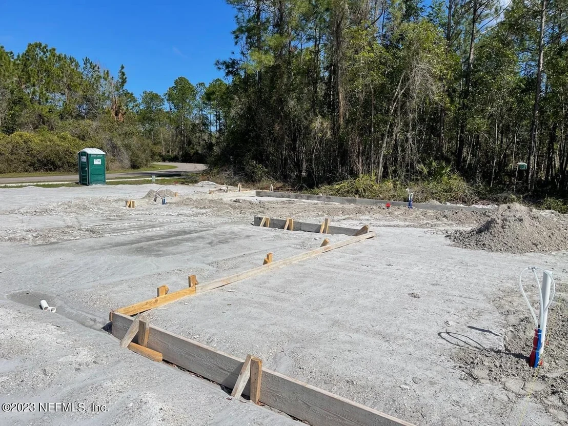Photo of 212 N PRAIRIE LAKES Drive