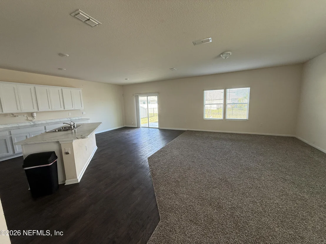 Photo of 150 AVEIRO Way