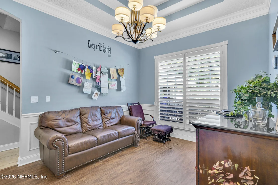 Photo of 198 PARKSIDE Drive