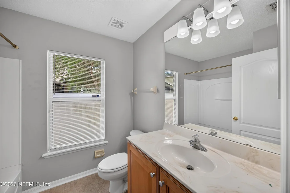 Photo of 635 WAKEVIEW Drive