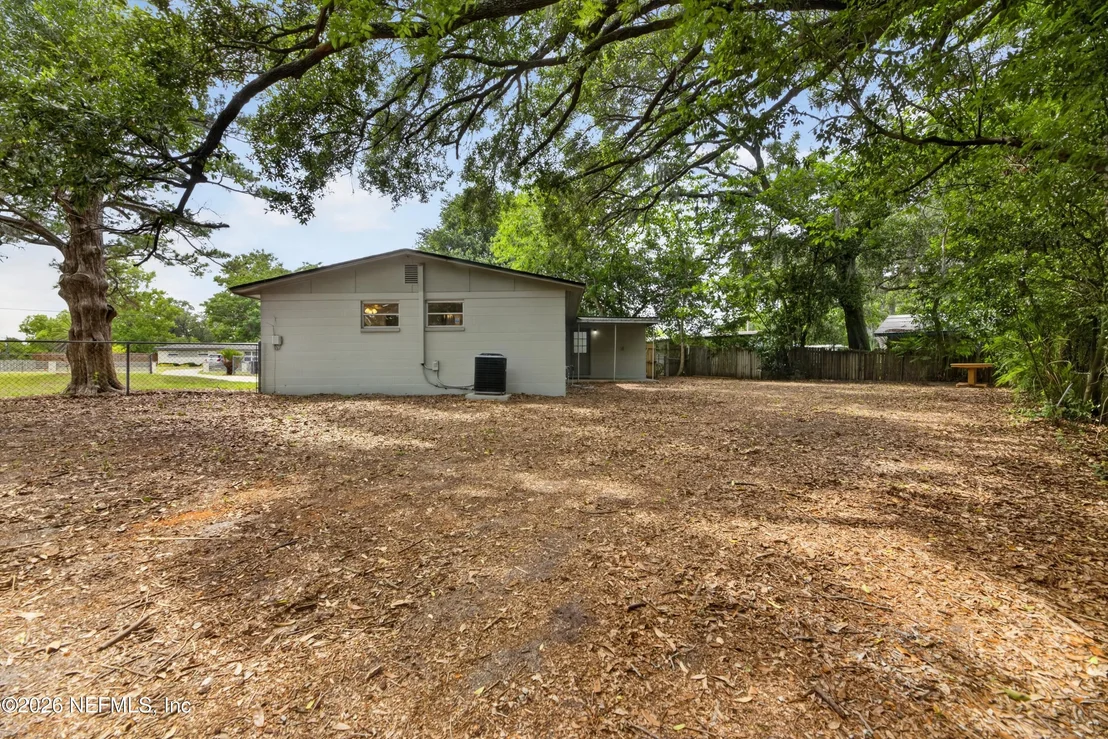 Photo of 398 TOCCOA Road