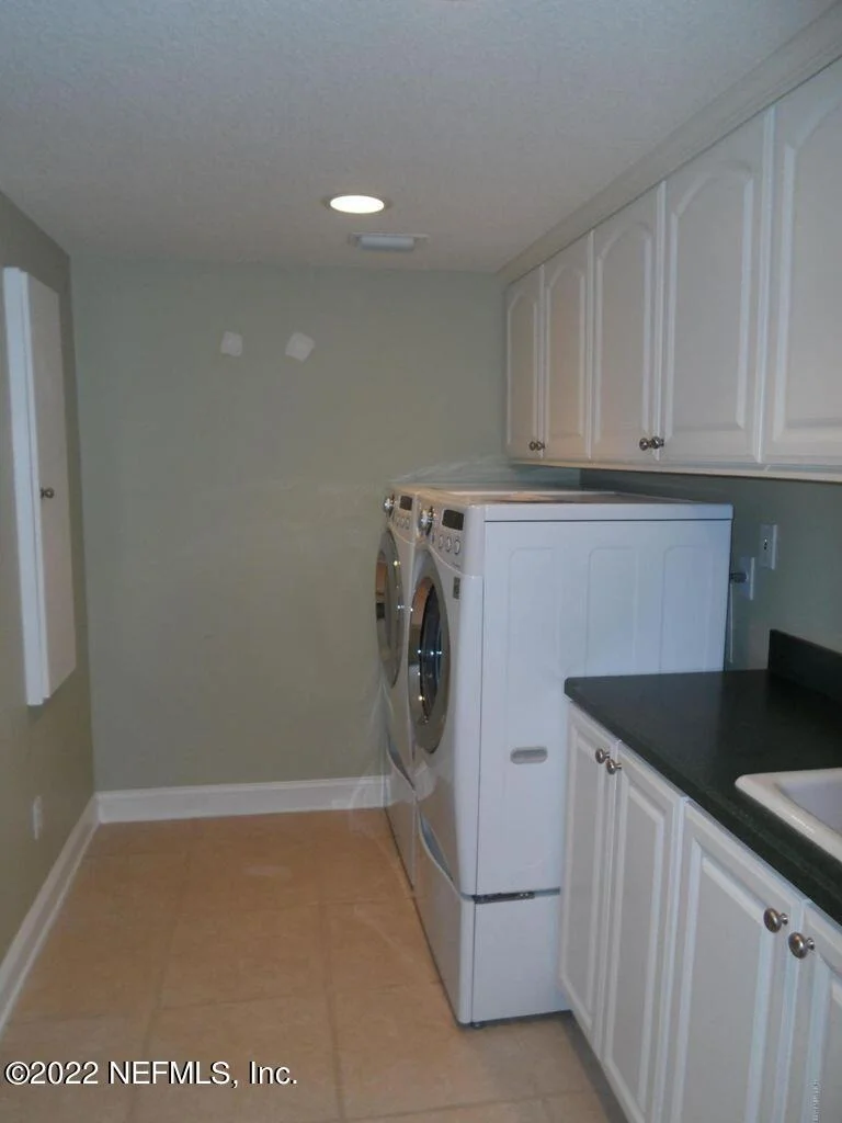 Photo of 500 WETHERBY Lane