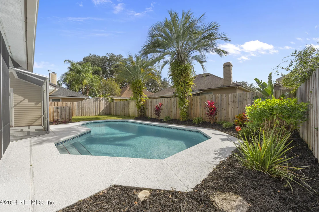 Photo of 5536 DOVER CREST Lane