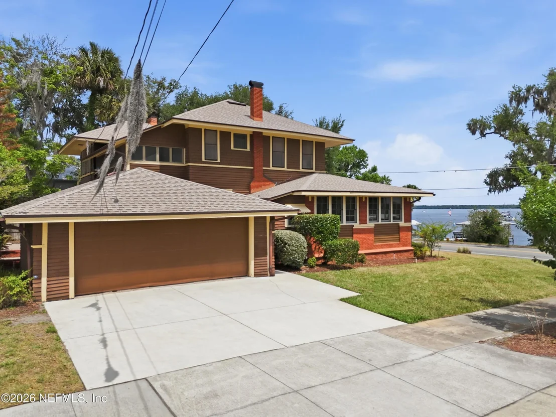Photo of 520 RIVER Street