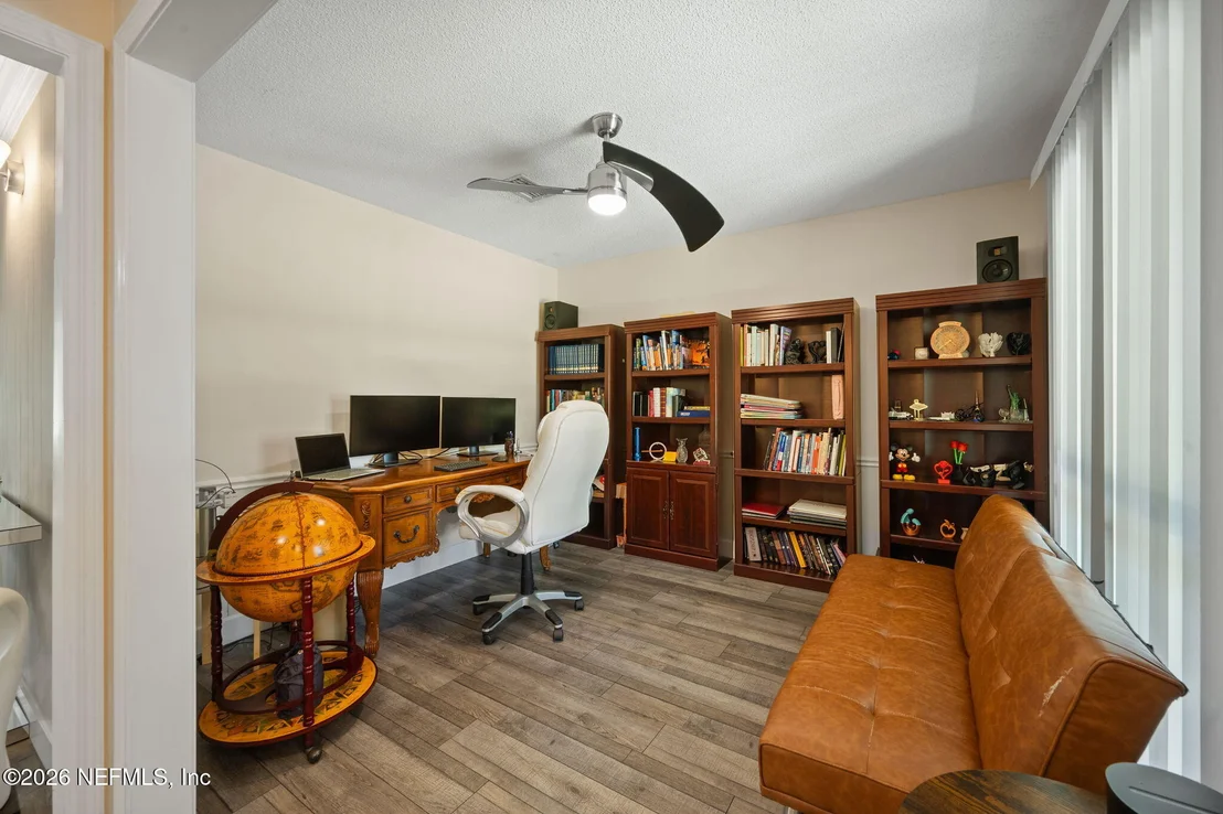 Photo of 11780 MANDARIN FOREST Drive