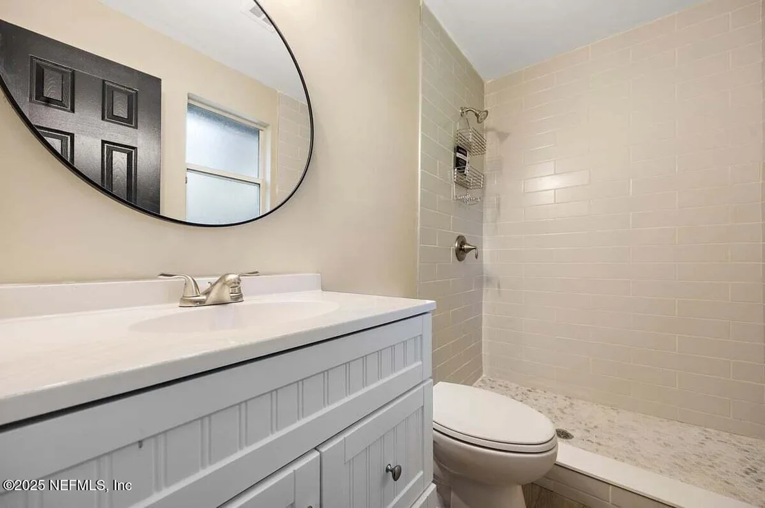 Photo of 252 SPRING FOREST Avenue