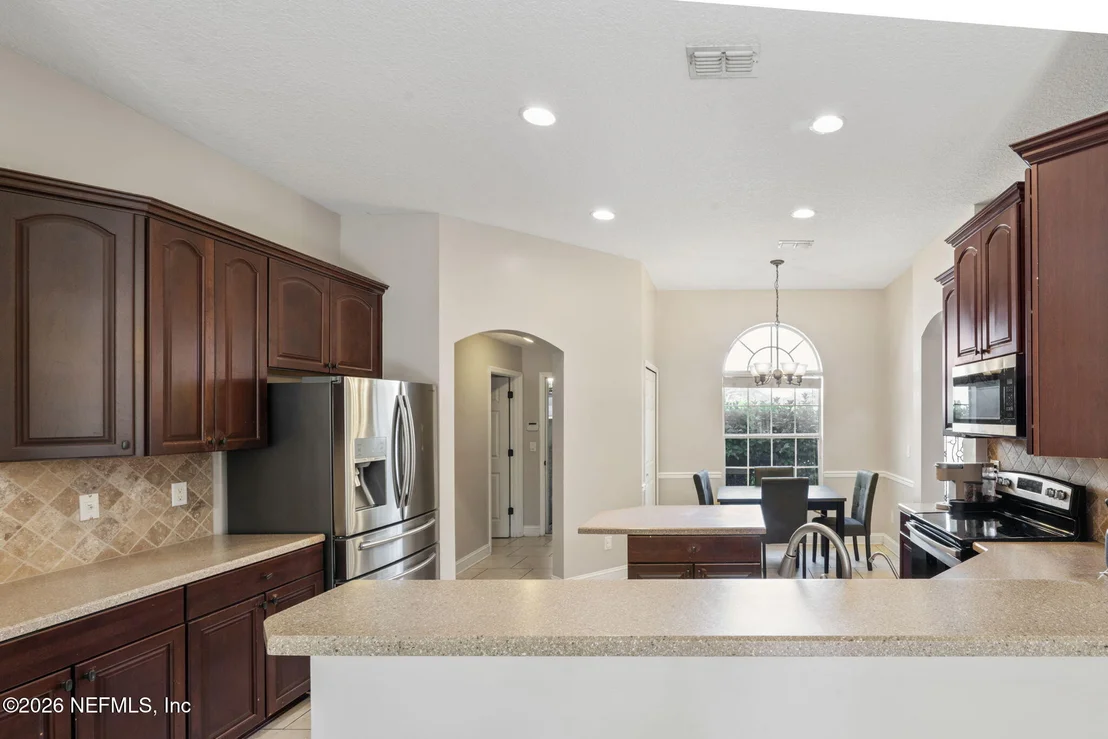 Photo of 1121 WESTFIELD Way
