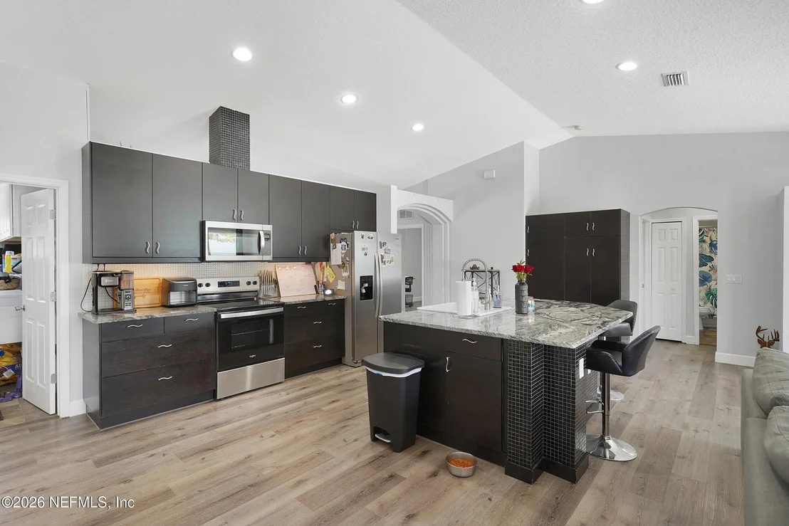 Photo of 43 LANGDON Drive